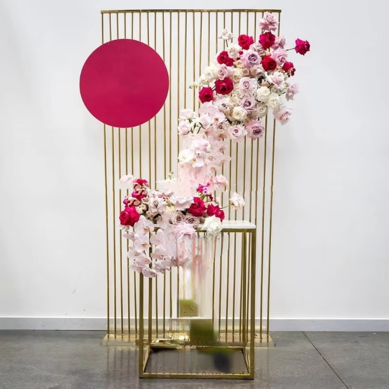 Shiny Gold Metal Frame Flower  - Dessert Table Backdrop recension och pris