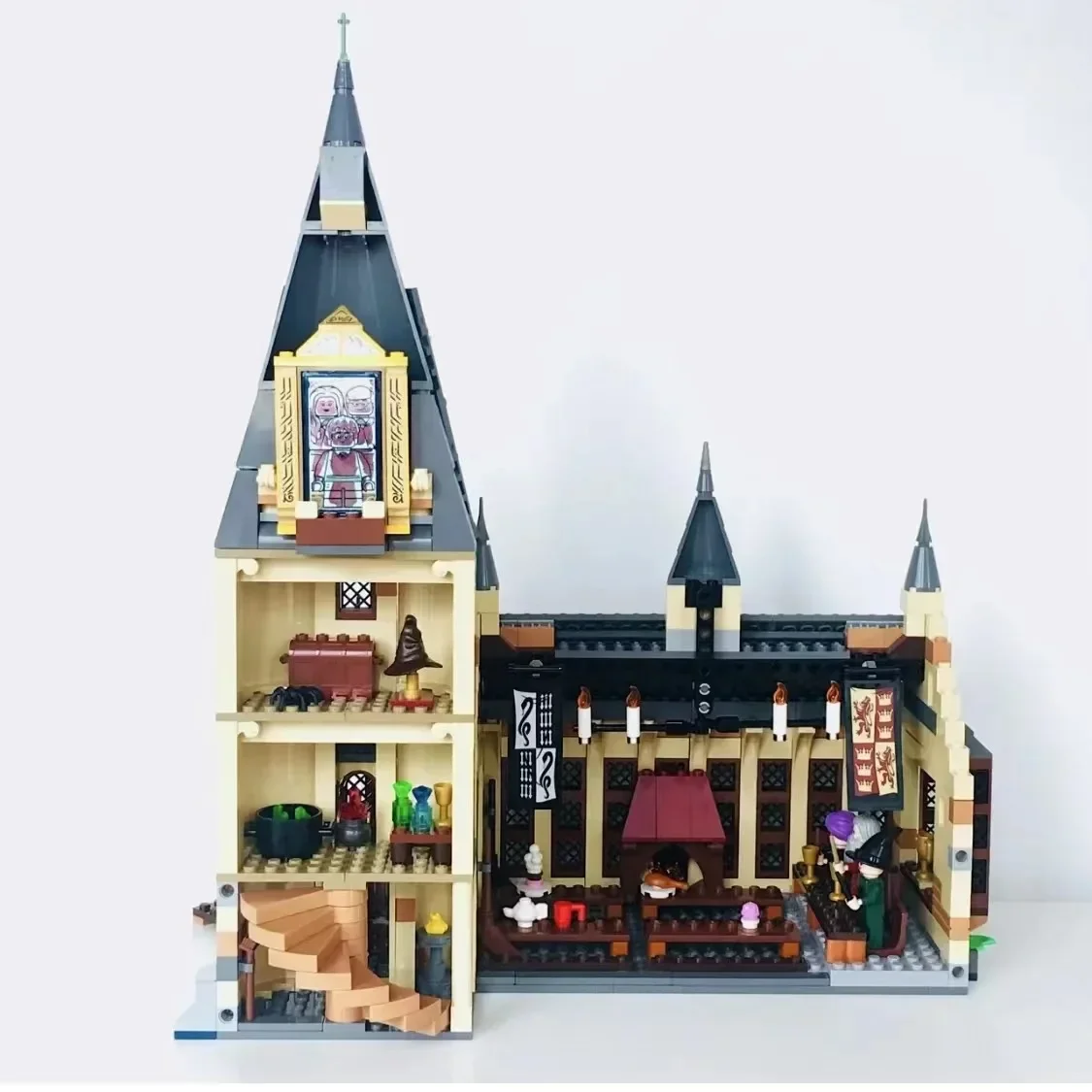 Bandai Launch 75954 Hogwarts G - Event Launch Party recension och pris